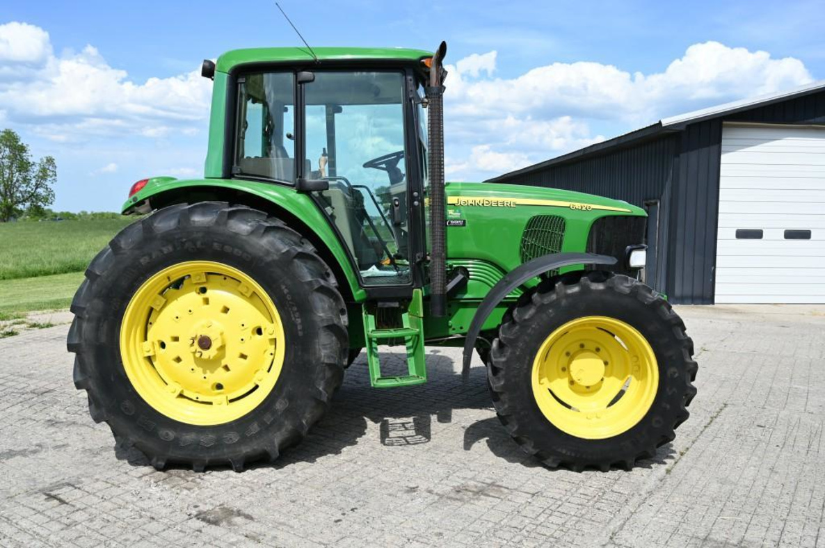 JOHN DEERE