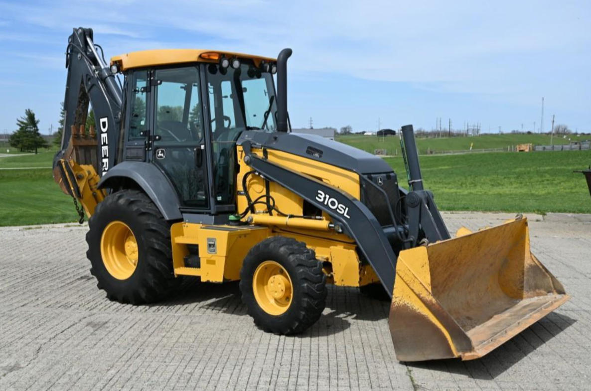 JOHN DEERE